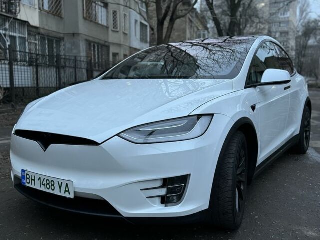 Тесла Модель Х 2020 в Одессе на Automoto.ua Белый Тесла Модель Х, объемом двигателя 0 л и пробегом 197 тыс. км за 27000 $, фото 17 на Automoto.ua