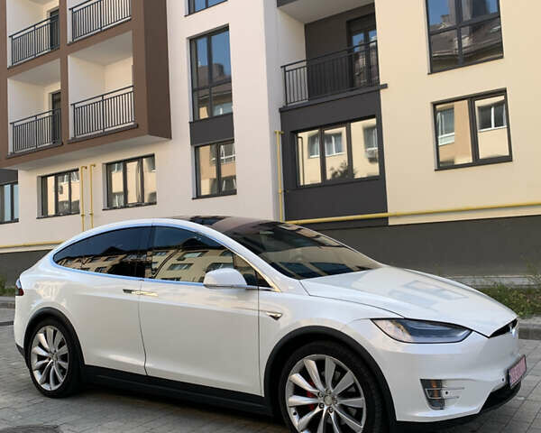 Білий Тесла Модель Х, об'ємом двигуна 0 л та пробігом 260 тис. км за 18500 $, фото 10 на Automoto.ua