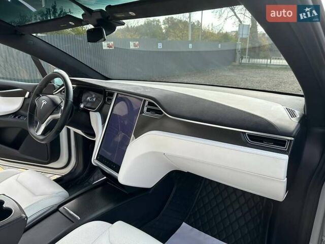 Білий Тесла Модель Х, об'ємом двигуна 0 л та пробігом 147 тис. км за 19750 $, фото 24 на Automoto.ua