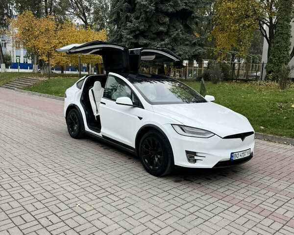 Білий Тесла Модель Х, об'ємом двигуна 0 л та пробігом 150 тис. км за 22500 $, фото 18 на Automoto.ua