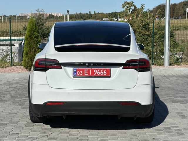 Белый Тесла Модель Х, объемом двигателя 0 л и пробегом 134 тыс. км за 22500 $, фото 5 на Automoto.ua