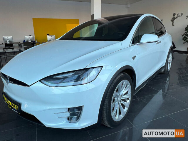 Білий Тесла Модель Х, об'ємом двигуна 75 л та пробігом 195 тис. км за 25500 $, фото 8 на Automoto.ua