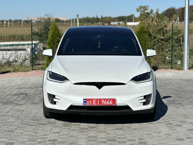 Белый Тесла Модель Х, объемом двигателя 0 л и пробегом 134 тыс. км за 22500 $, фото 1 на Automoto.ua
