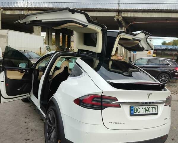 Білий Тесла Модель Х, об'ємом двигуна 0 л та пробігом 143 тис. км за 24600 $, фото 14 на Automoto.ua