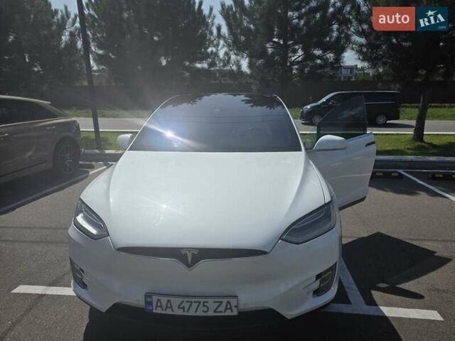 Білий Тесла Модель Х, об'ємом двигуна 0 л та пробігом 180 тис. км за 25000 $, фото 15 на Automoto.ua