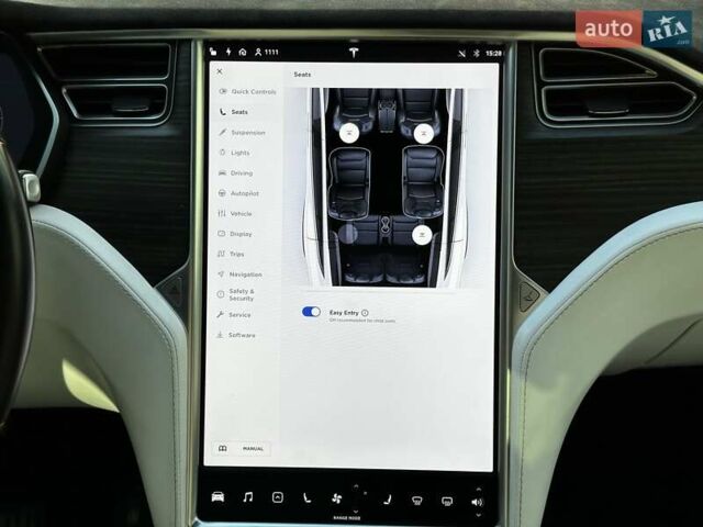 Белый Тесла Модель Х, объемом двигателя 0 л и пробегом 162 тыс. км за 21999 $, фото 22 на Automoto.ua