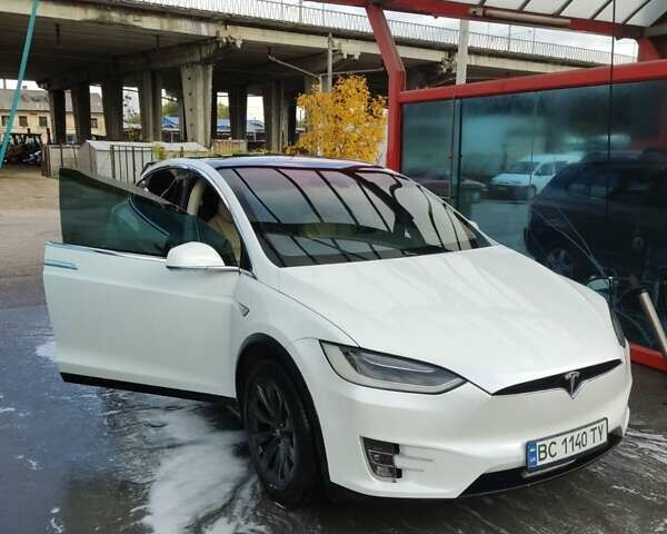 Білий Тесла Модель Х, об'ємом двигуна 0 л та пробігом 143 тис. км за 24600 $, фото 6 на Automoto.ua