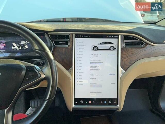 Белый Тесла Модель Х, объемом двигателя 0 л и пробегом 91 тыс. км за 6200 $, фото 8 на Automoto.ua