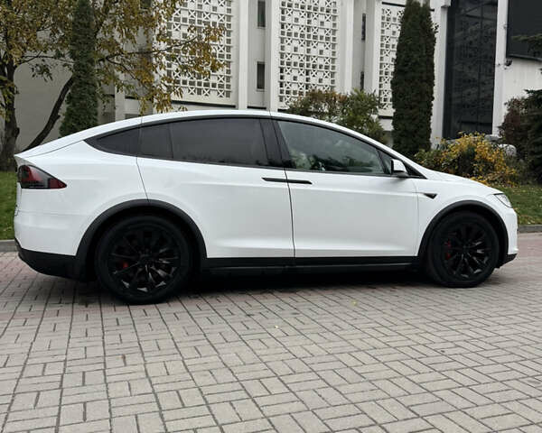 Білий Тесла Модель Х, об'ємом двигуна 0 л та пробігом 150 тис. км за 22500 $, фото 4 на Automoto.ua