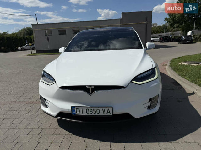 Белый Тесла Модель Х, объемом двигателя 0 л и пробегом 74 тыс. км за 26500 $, фото 37 на Automoto.ua