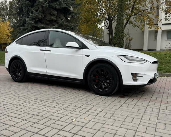 Білий Тесла Модель Х, об'ємом двигуна 0 л та пробігом 150 тис. км за 22500 $, фото 3 на Automoto.ua