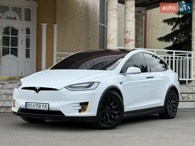 Білий Тесла Модель Х, об'ємом двигуна 0 л та пробігом 125 тис. км за 21000 $, фото 2 на Automoto.ua