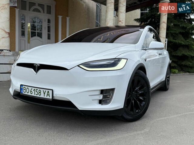 Білий Тесла Модель Х, об'ємом двигуна 0 л та пробігом 125 тис. км за 21000 $, фото 7 на Automoto.ua