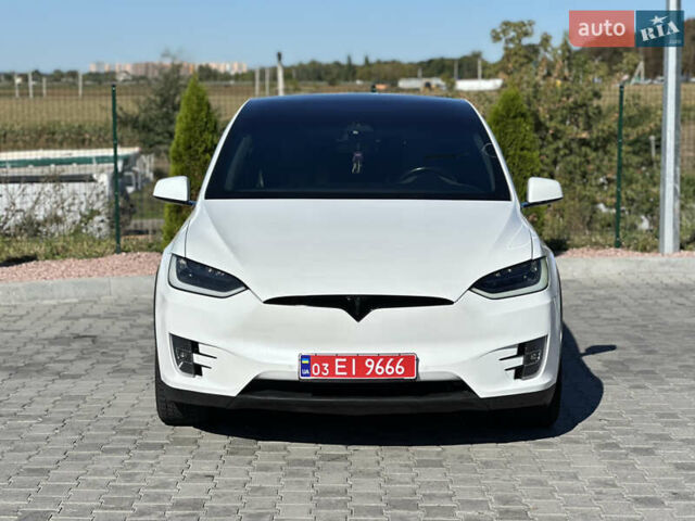 Білий Тесла Модель Х, об'ємом двигуна 0 л та пробігом 134 тис. км за 23500 $, фото 1 на Automoto.ua