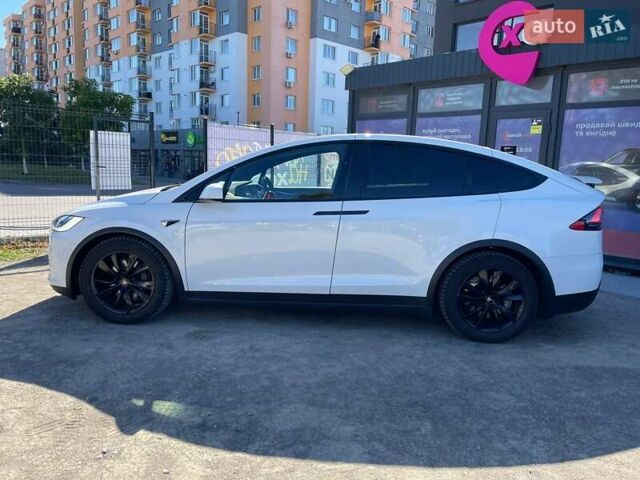 Белый Тесла Модель Х, объемом двигателя 0 л и пробегом 134 тыс. км за 24000 $, фото 6 на Automoto.ua