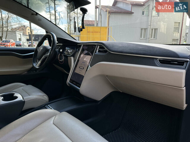 Білий Тесла Модель Х, об'ємом двигуна 0 л та пробігом 112 тис. км за 28000 $, фото 38 на Automoto.ua