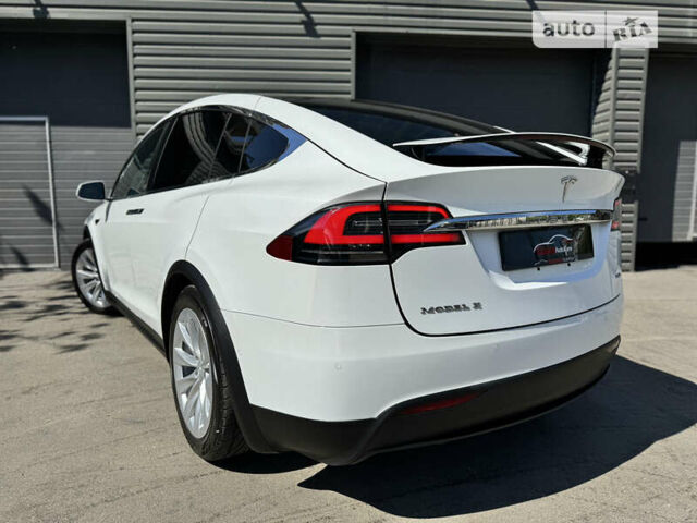 Білий Тесла Модель Х, об'ємом двигуна 0 л та пробігом 72 тис. км за 24900 $, фото 13 на Automoto.ua