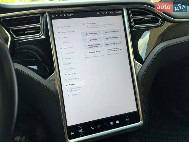 Белый Тесла Модель Х, объемом двигателя 0 л и пробегом 121 тыс. км за 30371 $, фото 55 на Automoto.ua