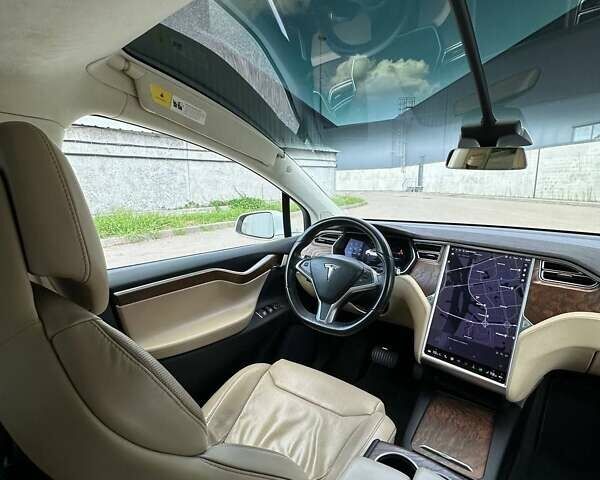 Білий Тесла Модель Х, об'ємом двигуна 0 л та пробігом 110 тис. км за 29900 $, фото 33 на Automoto.ua
