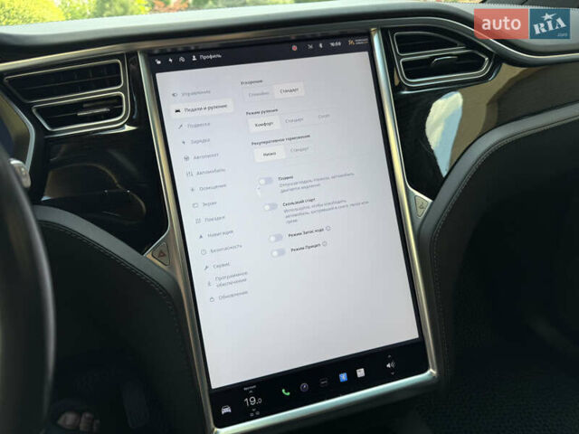 Белый Тесла Модель Х, объемом двигателя 0 л и пробегом 112 тыс. км за 31519 $, фото 43 на Automoto.ua