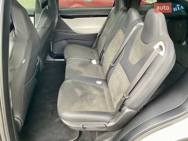 Білий Тесла Модель Х, об'ємом двигуна 0 л та пробігом 142 тис. км за 39000 $, фото 20 на Automoto.ua