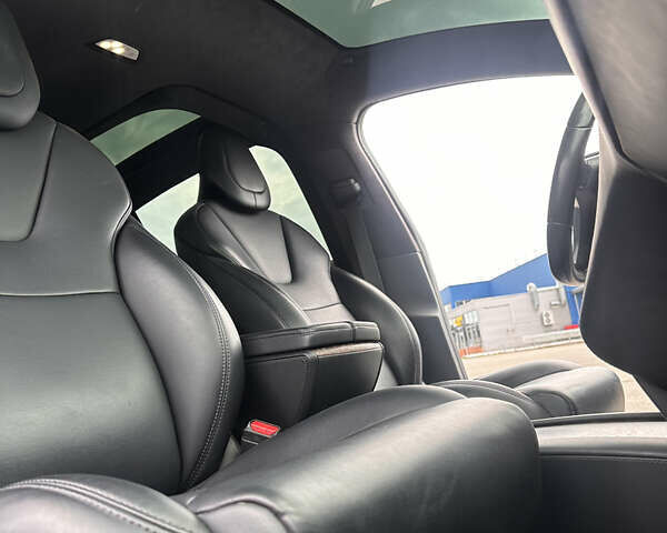 Белый Тесла Модель Х, объемом двигателя 0 л и пробегом 112 тыс. км за 22700 $, фото 38 на Automoto.ua