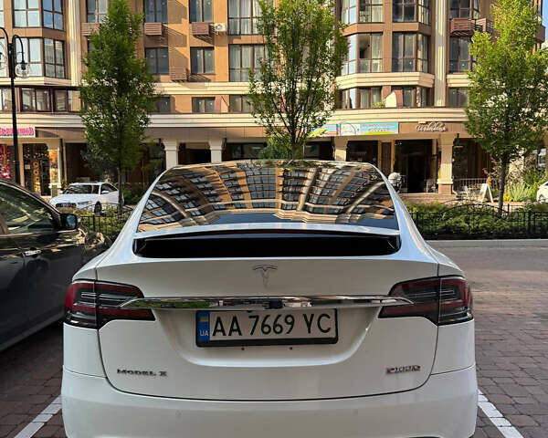 Тесла Модель Х 2017 в Харькове на Automoto.ua Белый Тесла Модель Х, объемом двигателя 0 л и пробегом 115 тыс. км за 37000 $, фото 1 на Automoto.ua