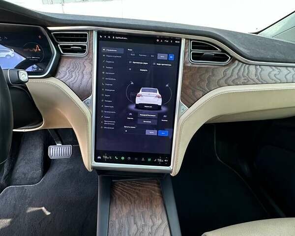 Білий Тесла Модель Х, об'ємом двигуна 0 л та пробігом 110 тис. км за 29900 $, фото 35 на Automoto.ua