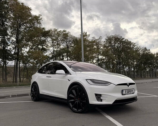 Тесла Модель Х 2017 у Дніпро (Дніпропетровську) на Automoto.ua Білий Тесла Модель Х, об'ємом двигуна 0 л та пробігом 83 тис. км за 33300 $, фото 12 на Automoto.ua