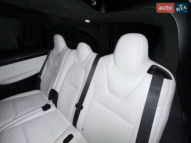 Белый Тесла Модель Х, объемом двигателя 0 л и пробегом 152 тыс. км за 23500 $, фото 43 на Automoto.ua