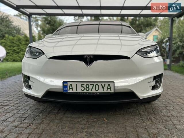 Білий Тесла Модель Х, об'ємом двигуна 0 л та пробігом 149 тис. км за 22500 $, фото 2 на Automoto.ua
