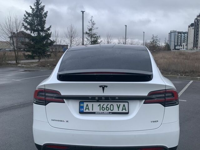 Белый Тесла Модель Х, объемом двигателя 0 л и пробегом 150 тыс. км за 24000 $, фото 2 на Automoto.ua