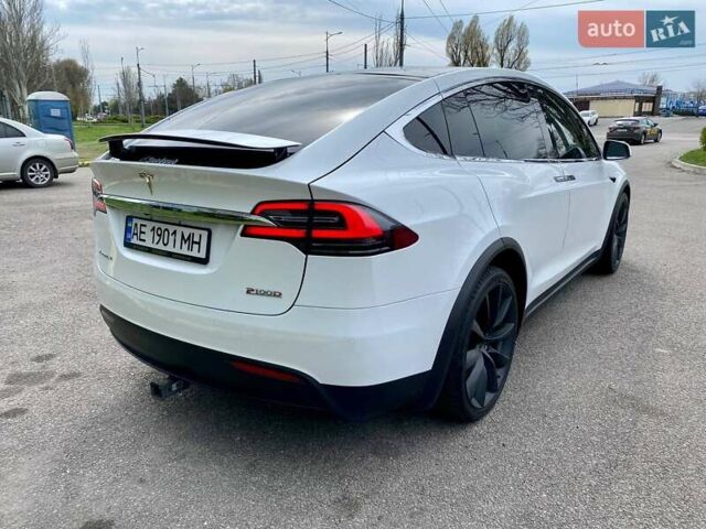 Білий Тесла Модель Х, об'ємом двигуна 0 л та пробігом 142 тис. км за 39000 $, фото 13 на Automoto.ua