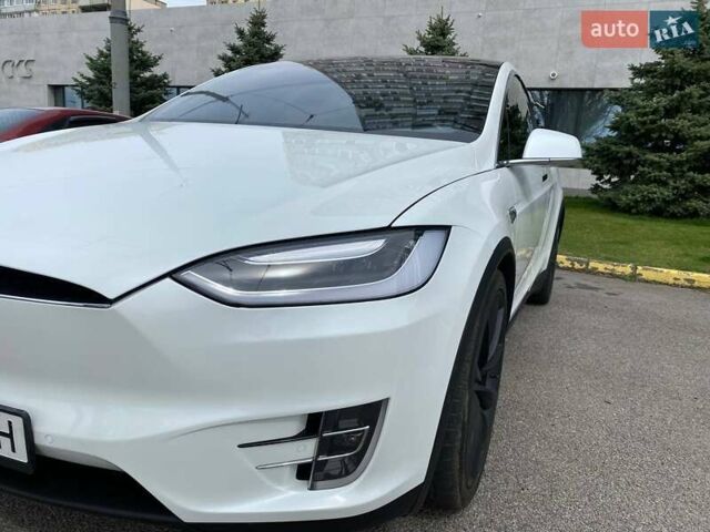 Білий Тесла Модель Х, об'ємом двигуна 0 л та пробігом 142 тис. км за 39000 $, фото 6 на Automoto.ua