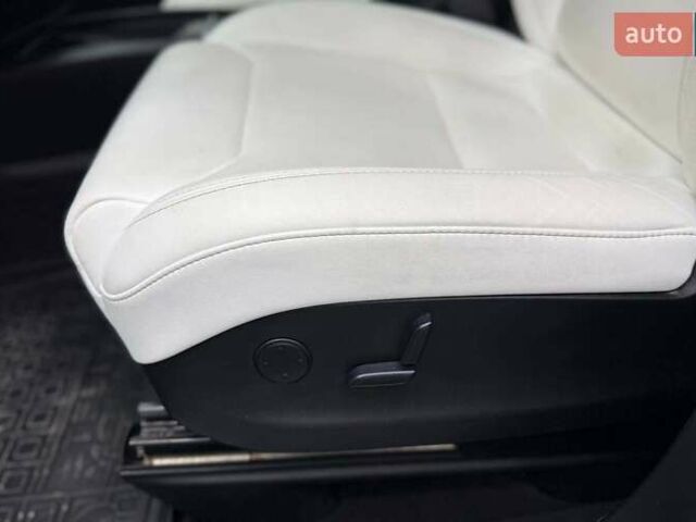 Білий Тесла Модель Х, об'ємом двигуна 0 л та пробігом 64 тис. км за 29900 $, фото 13 на Automoto.ua