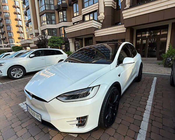Тесла Модель Х 2017 в Харькове на Automoto.ua Белый Тесла Модель Х, объемом двигателя 0 л и пробегом 115 тыс. км за 37000 $, фото 7 на Automoto.ua