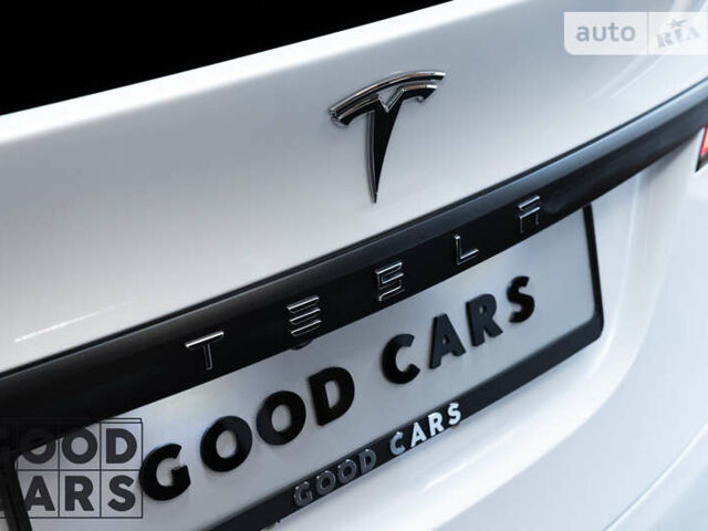 Білий Тесла Модель Х, об'ємом двигуна 0 л та пробігом 75 тис. км за 37000 $, фото 32 на Automoto.ua