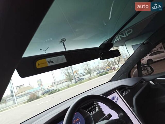 Белый Тесла Модель Х, объемом двигателя 0 л и пробегом 183 тыс. км за 26000 $, фото 58 на Automoto.ua