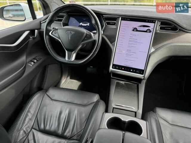 Белый Тесла Модель Х, объемом двигателя 0 л и пробегом 118 тыс. км за 29500 $, фото 39 на Automoto.ua