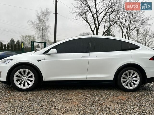 Білий Тесла Модель Х, об'ємом двигуна 0 л та пробігом 126 тис. км за 25500 $, фото 3 на Automoto.ua