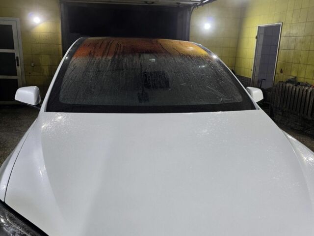 Белый Тесла Модель Х, объемом двигателя 0 л и пробегом 126 тыс. км за 29000 $, фото 7 на Automoto.ua