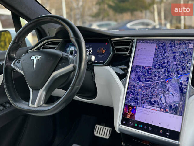 Белый Тесла Модель Х, объемом двигателя 0 л и пробегом 72 тыс. км за 40650 $, фото 18 на Automoto.ua
