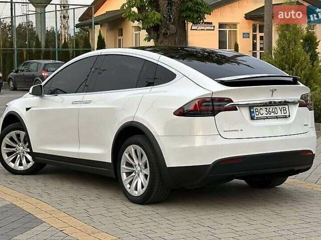 Белый Тесла Модель Х, объемом двигателя 0 л и пробегом 71 тыс. км за 22200 $, фото 4 на Automoto.ua