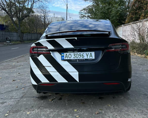 Белый Тесла Модель Х, объемом двигателя 0 л и пробегом 93 тыс. км за 34000 $, фото 28 на Automoto.ua