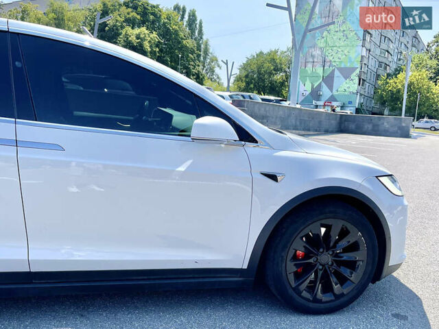 Тесла Модель Х 2018 в Харькове на Automoto.ua Белый Тесла Модель Х, объемом двигателя 0 л и пробегом 147 тыс. км за 23500 $, фото 18 на Automoto.ua