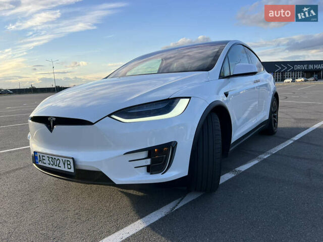 Тесла Модель Х 2018 у Дніпро (Дніпропетровську) на Automoto.ua Білий Тесла Модель Х, об'ємом двигуна 0 л та пробігом 194 тис. км за 29900 $, фото 2 на Automoto.ua