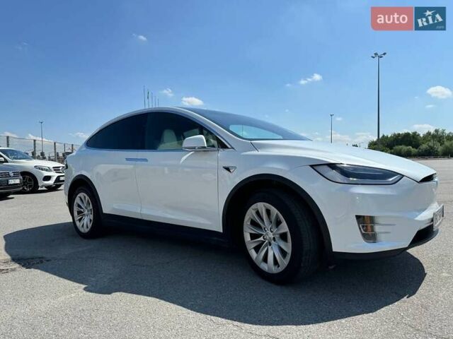 Білий Тесла Модель Х, об'ємом двигуна 0 л та пробігом 149 тис. км за 22900 $, фото 1 на Automoto.ua