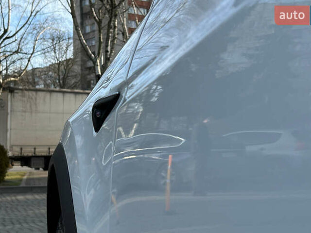 Белый Тесла Модель Х, объемом двигателя 0 л и пробегом 72 тыс. км за 40650 $, фото 21 на Automoto.ua