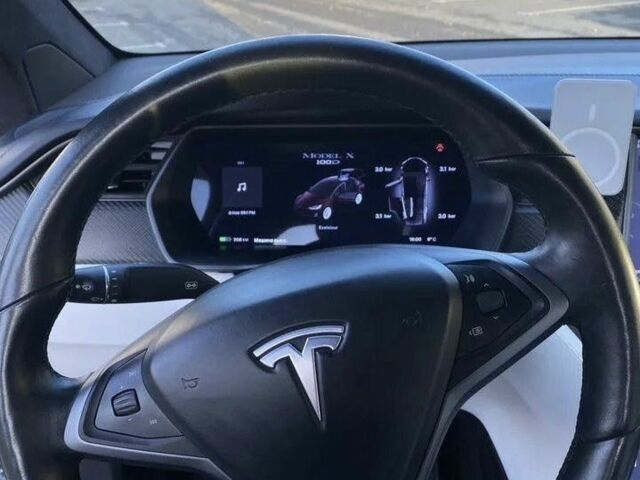 Білий Тесла Модель Х, об'ємом двигуна 0 л та пробігом 70 тис. км за 25500 $, фото 7 на Automoto.ua