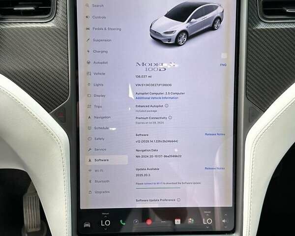 Білий Тесла Модель Х, об'ємом двигуна 0 л та пробігом 220 тис. км за 8900 $, фото 7 на Automoto.ua